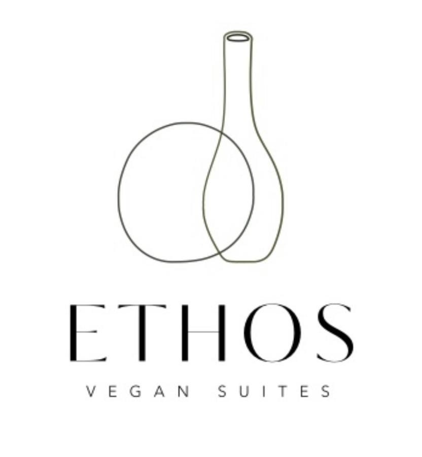 Ethos Vegan Suites Φηρά Εξωτερικό φωτογραφία